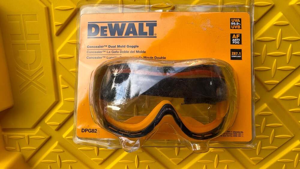 DEWALT DPG82 Concealer Dual Mold Safety Goggle